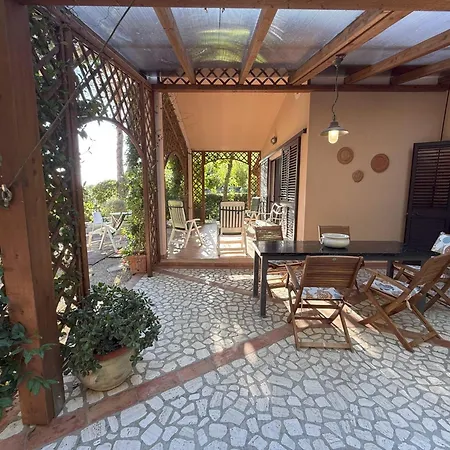 Ferienhaus Lentisco Terra E Mare Porto Azzurro