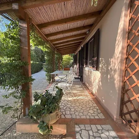 Lentisco Terra E Mare Casa de Férias *